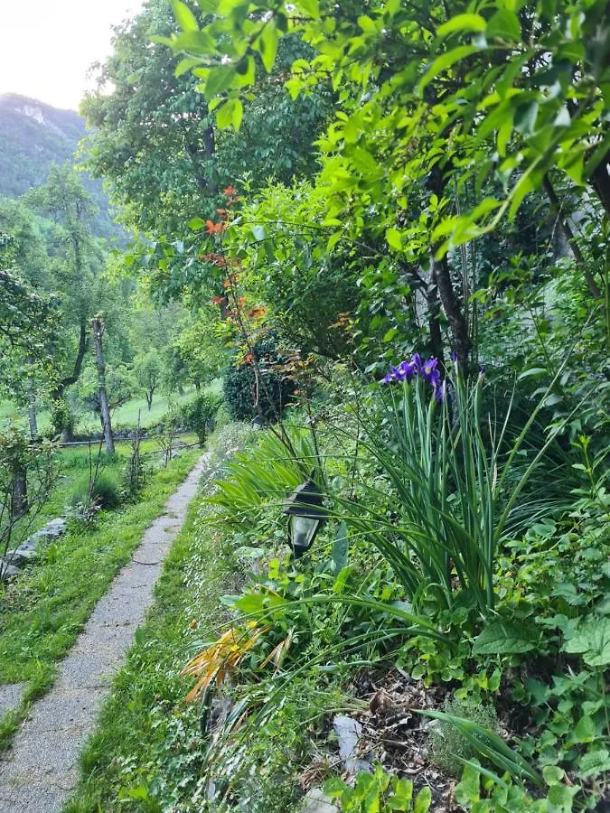 Bed and breakfast Hotel Des Etrangers Saint-Martin-dʼEntraunes