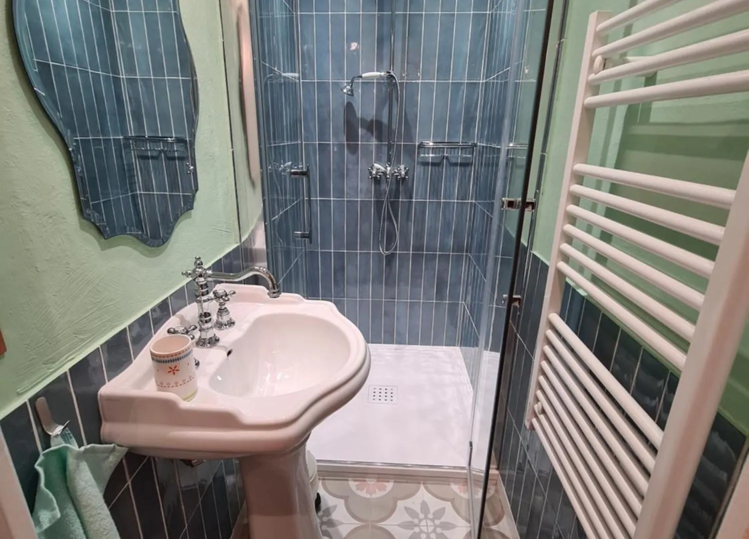 Hotel Des Etrangers Saint-Martin-dʼEntraunes Bed and breakfast